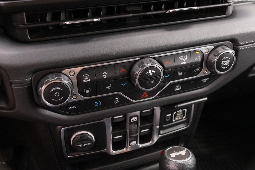Jeep Wrangler 4xe Vehicle Full-screen Gallery Image 18