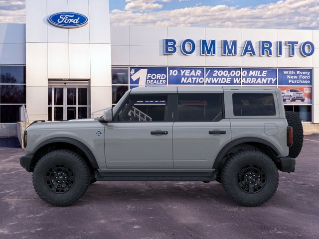Ford Bronco Vehicle Image 03