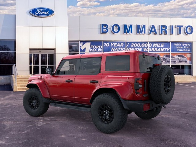 Ford Bronco Vehicle Full-screen Gallery Image 4