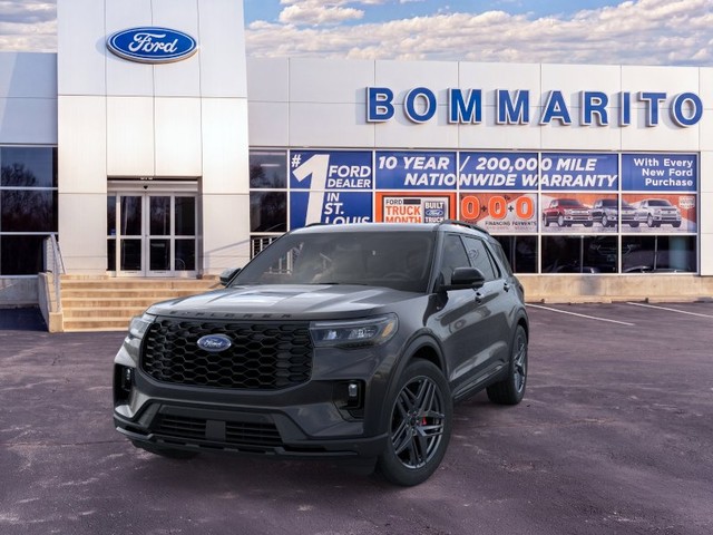 Ford Explorer Vehicle Full-screen Gallery Image 2