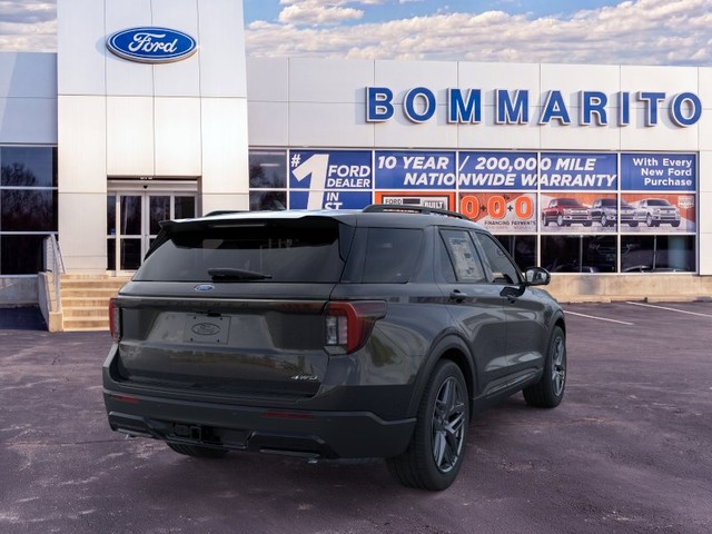 Ford Explorer Vehicle Full-screen Gallery Image 8