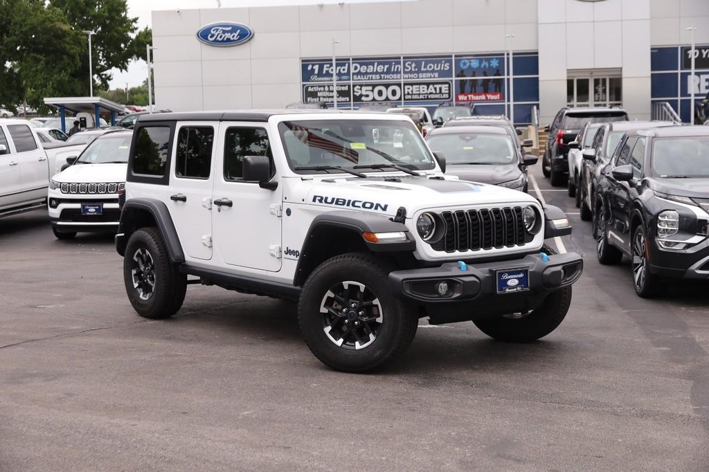 Jeep Wrangler 4xe Vehicle Image 02