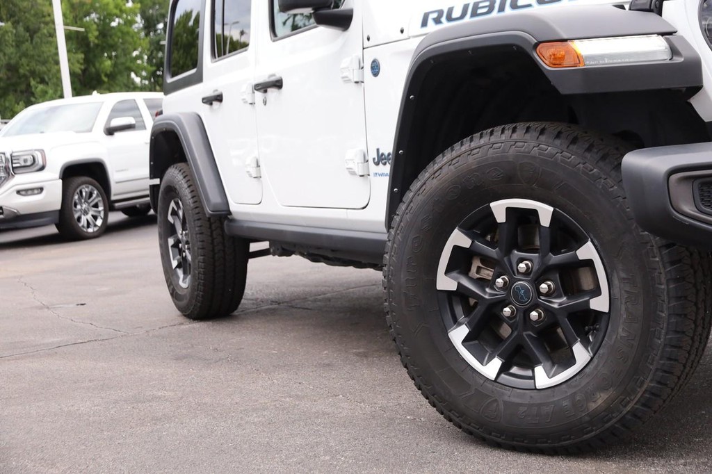Jeep Wrangler 4xe Vehicle Image 03
