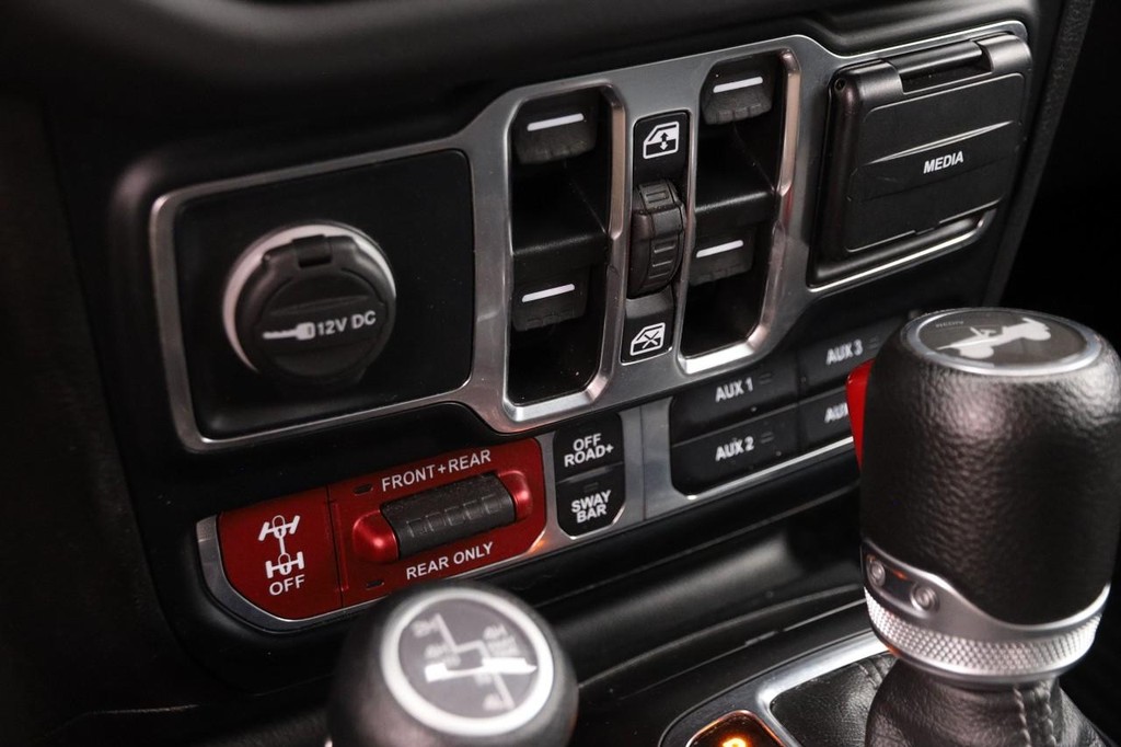Jeep Wrangler 4xe Vehicle Image 19