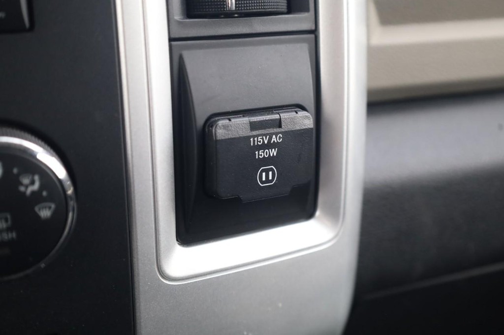 Ram 2500 Vehicle Image 16