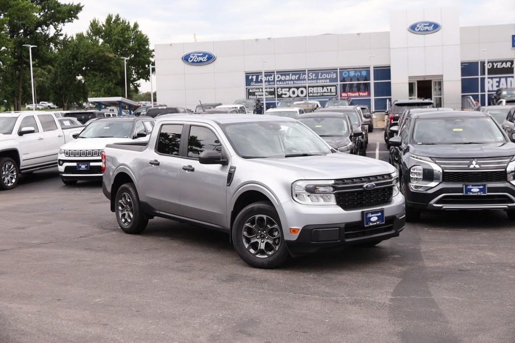 Ford Maverick Vehicle Image 02