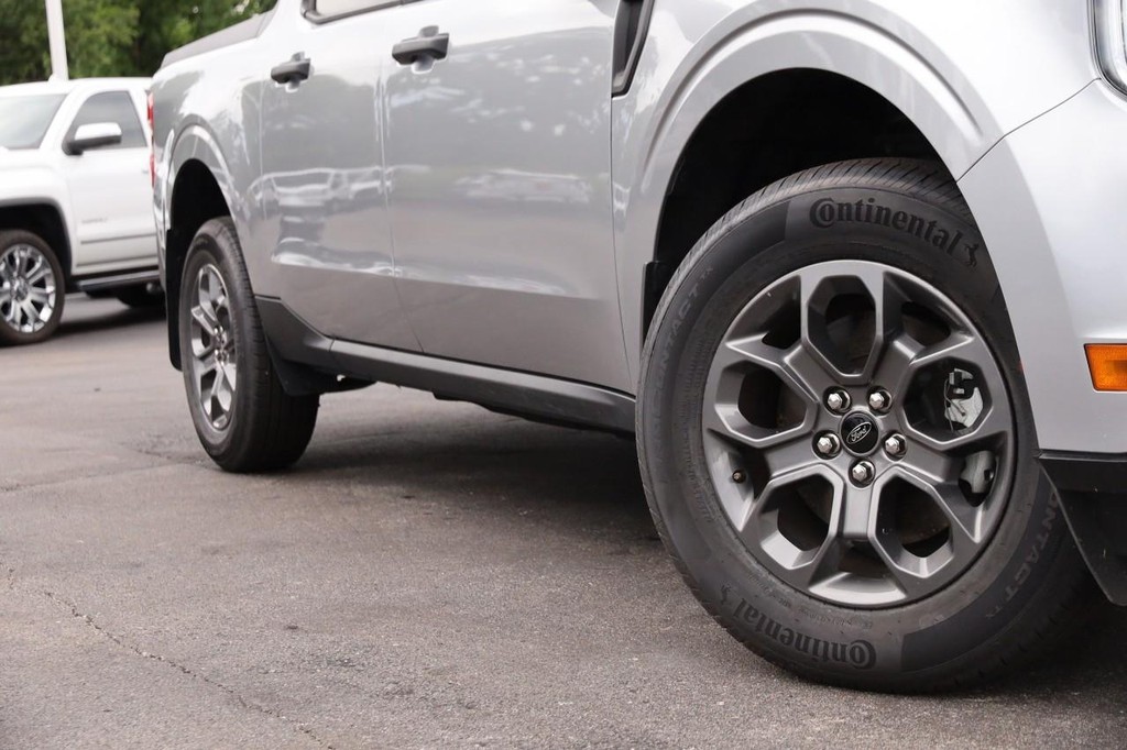 Ford Maverick Vehicle Image 03