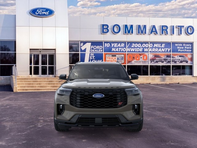 Ford Explorer Vehicle Image 06