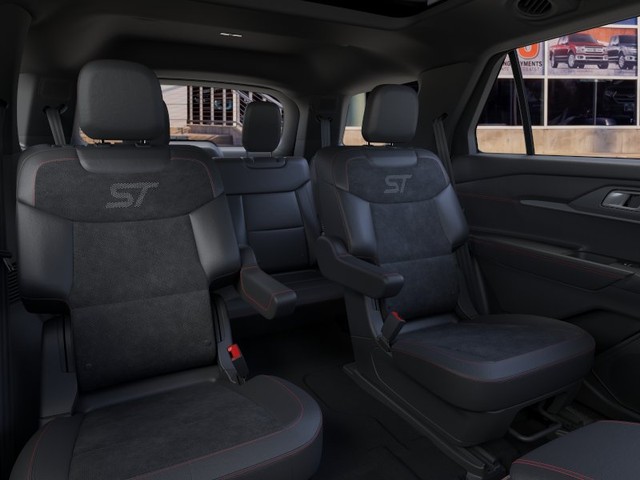 Ford Explorer Vehicle Image 11