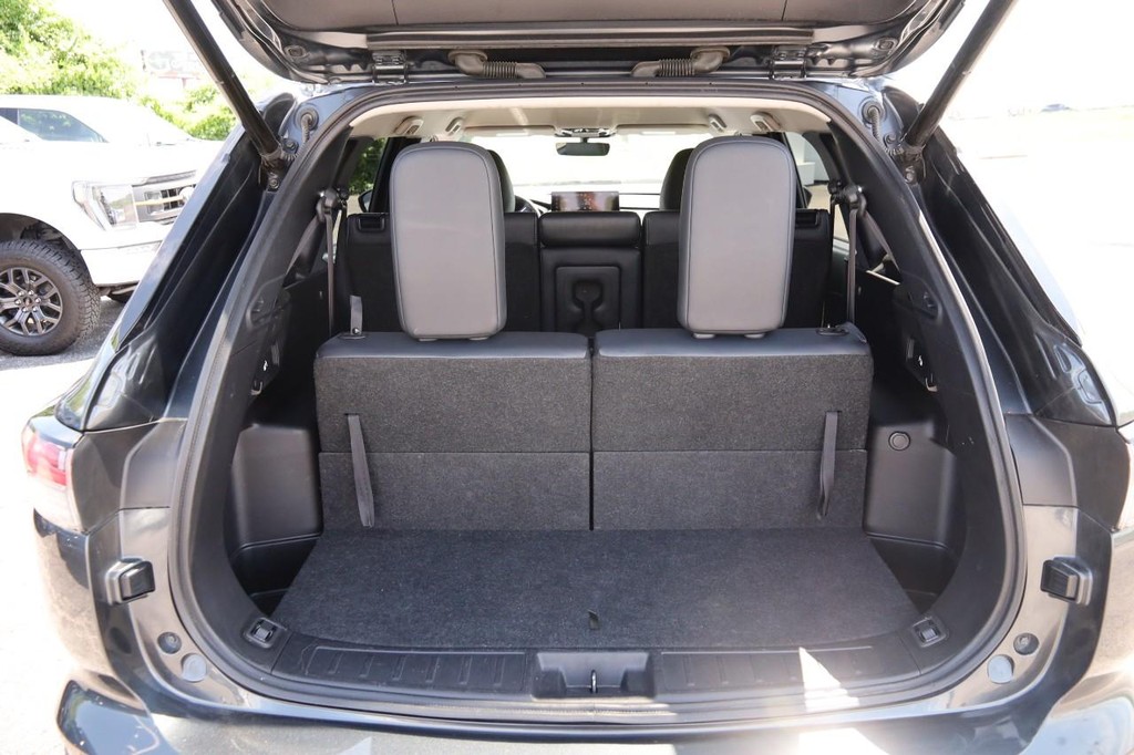 Mitsubishi Outlander Vehicle Image 07