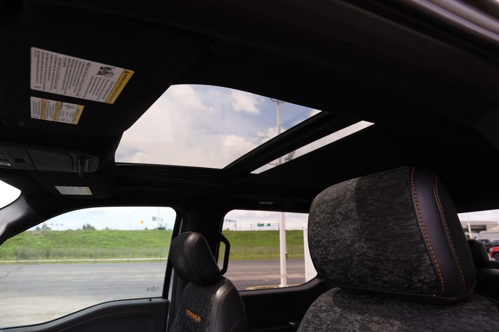Ford F-150 Vehicle Image 08