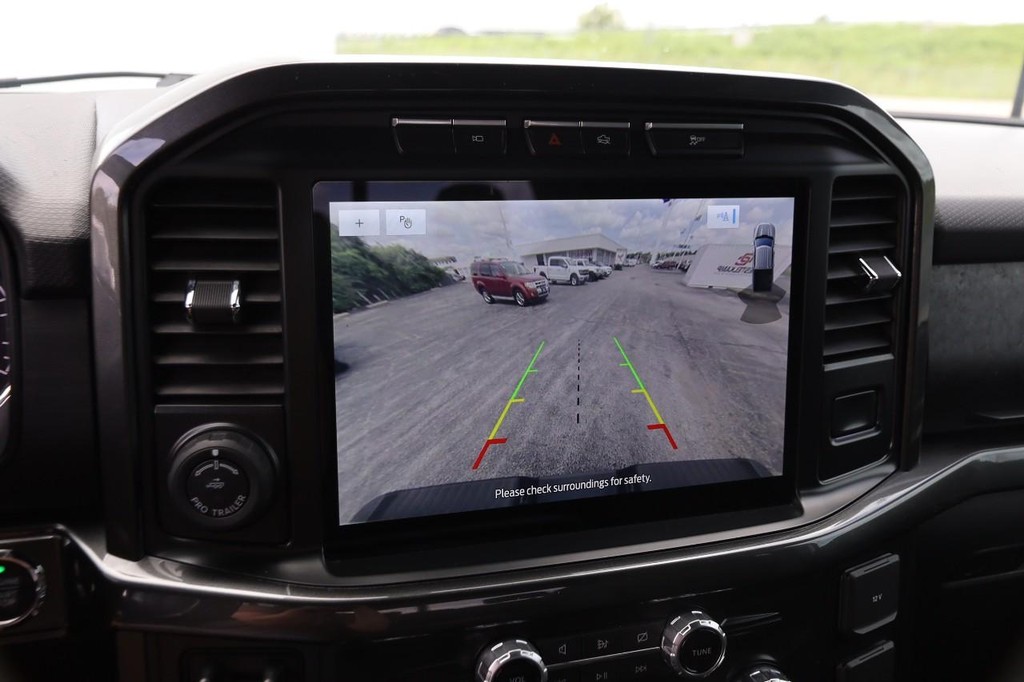 Ford F-150 Vehicle Image 16