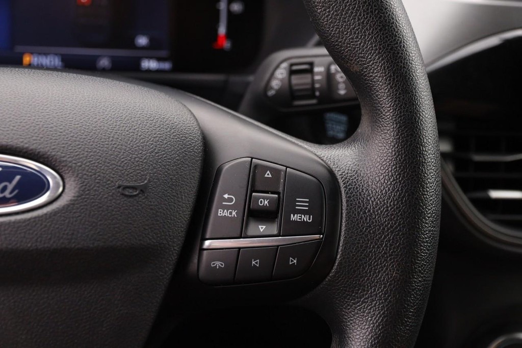 Ford Escape Vehicle Full-screen Gallery Image 12
