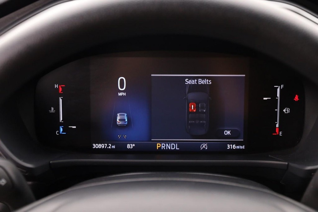 Ford Escape Vehicle Full-screen Gallery Image 13