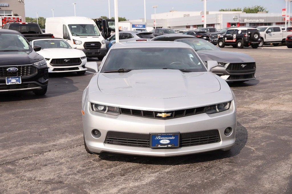 Chevrolet Camaro Vehicle Image 04