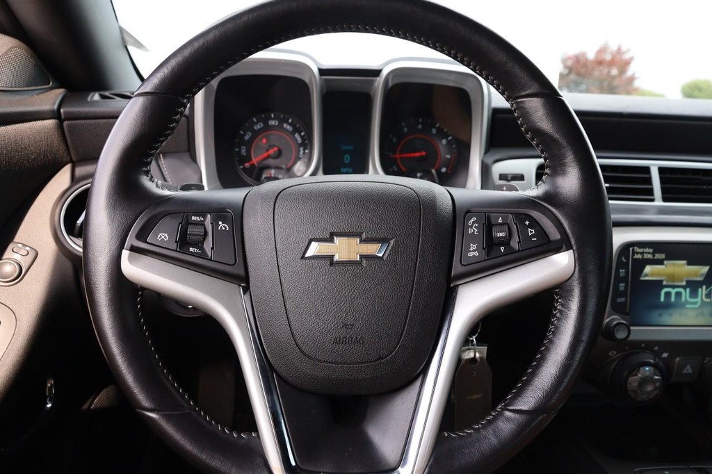Chevrolet Camaro Vehicle Image 10