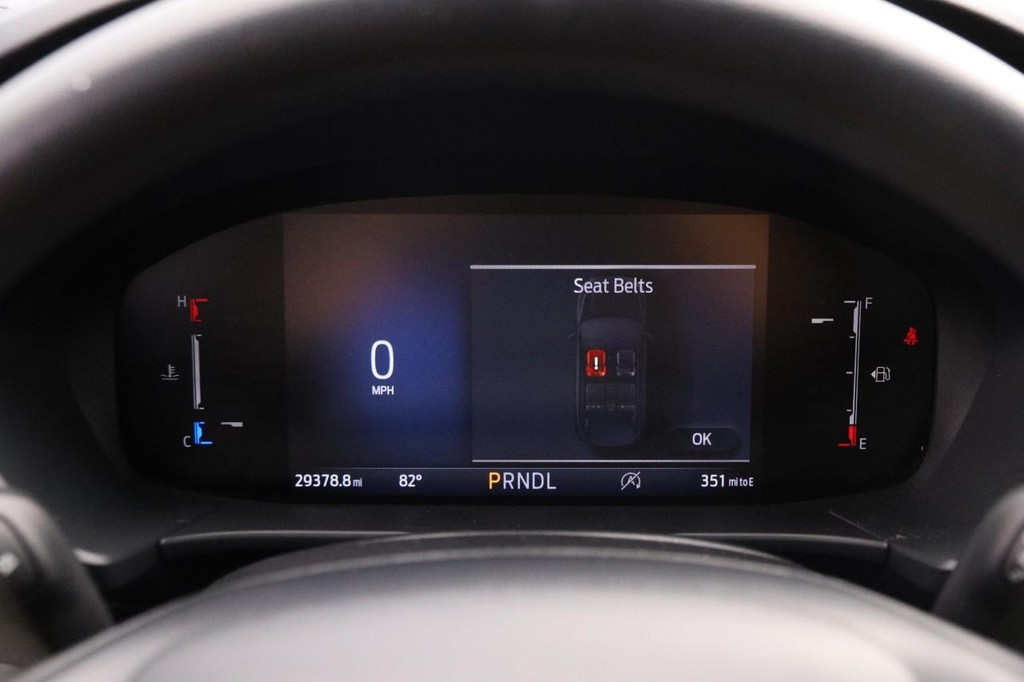 Ford Escape Vehicle Full-screen Gallery Image 13