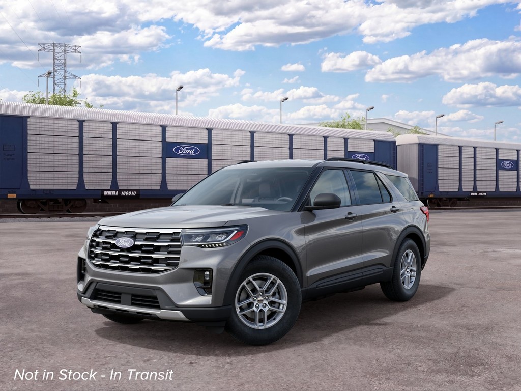 Ford Explorer Vehicle Image 02