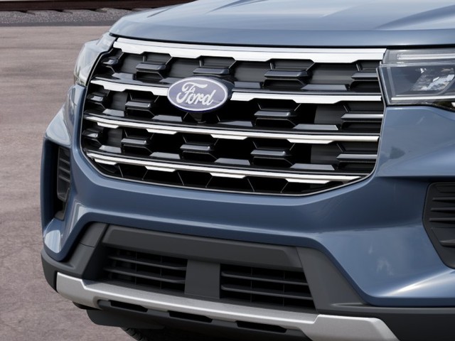 Ford Explorer Vehicle Image 17