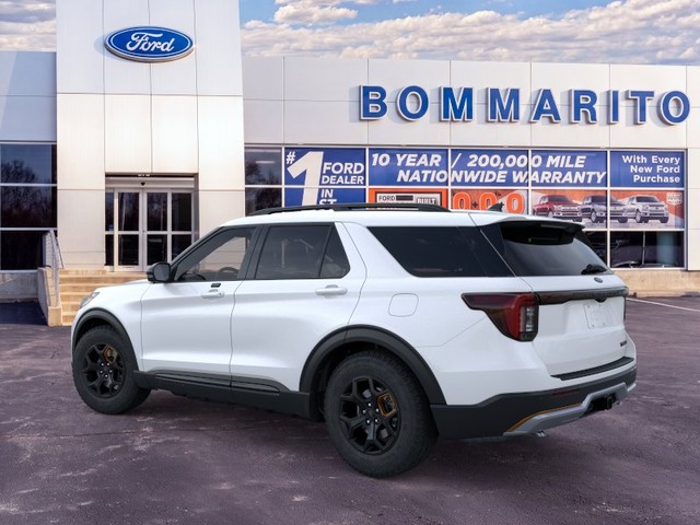 Ford Explorer Vehicle Image 04