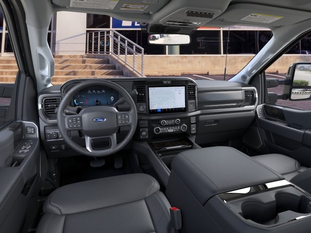 Ford Super Duty F-350 SRW Vehicle Image 09