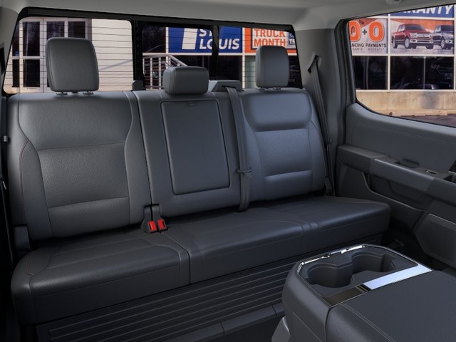 Ford Super Duty F-350 SRW Vehicle Image 11