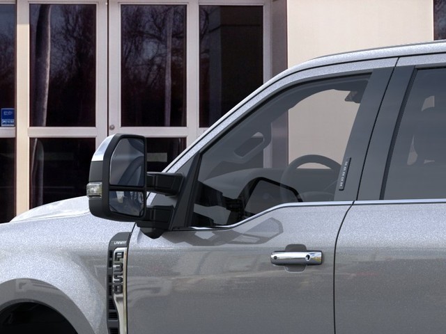 Ford Super Duty F-350 SRW Vehicle Image 20