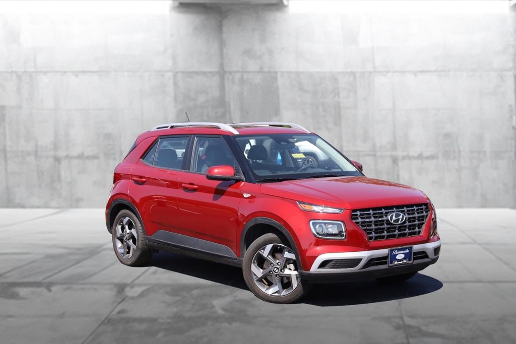 Hyundai Venue Vehicle Image 02