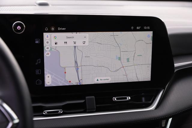 Chevrolet Equinox Vehicle Image 17