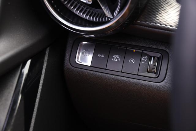 Chevrolet Equinox Vehicle Image 22
