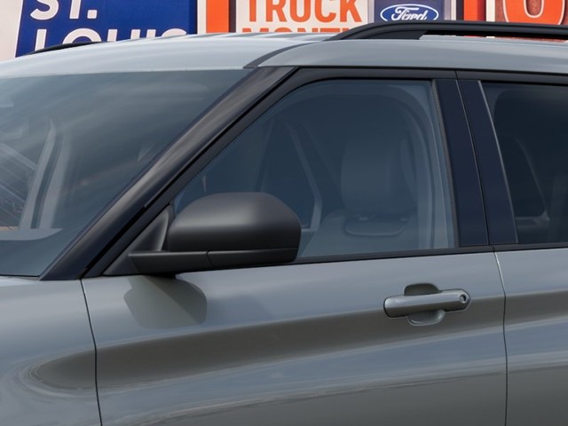 Ford Explorer Vehicle Image 20