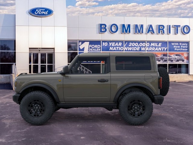 Ford Bronco Vehicle Image 03