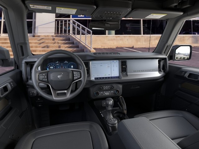 Ford Bronco Vehicle Image 09