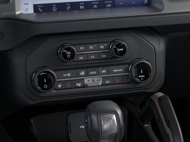 Ford Bronco Vehicle Image 16