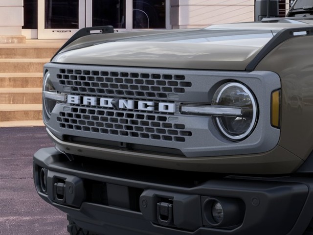 Ford Bronco Vehicle Image 19