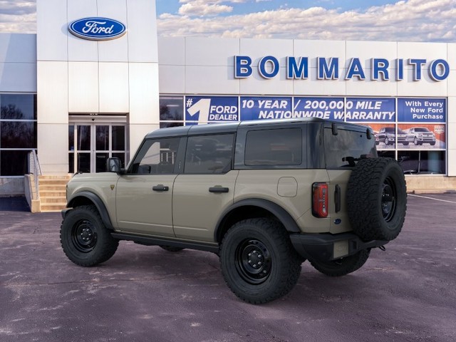 Ford Bronco Vehicle Image 04