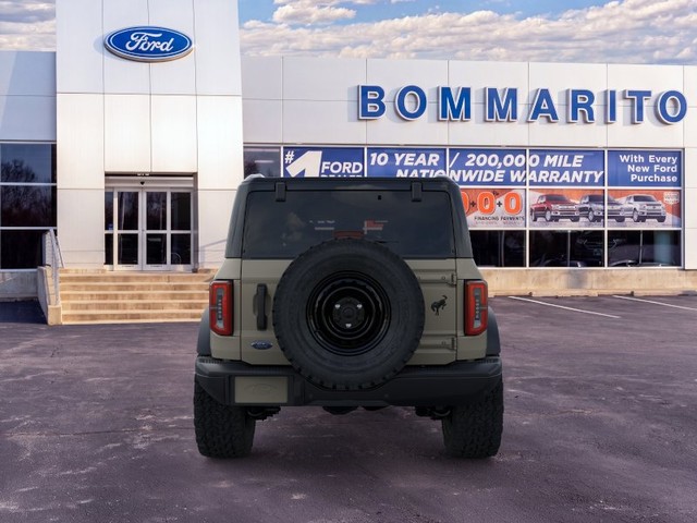 Ford Bronco Vehicle Image 05