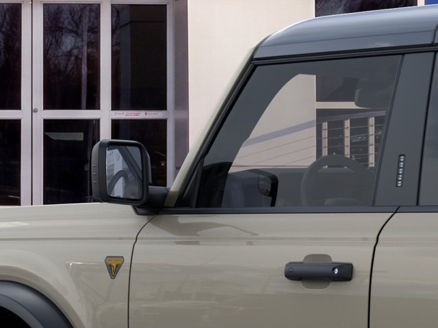 Ford Bronco Vehicle Image 22