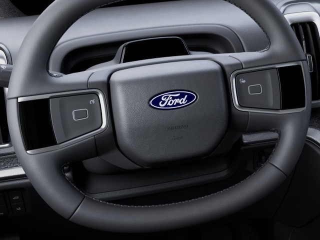 Ford Expedition Vehicle Image 12