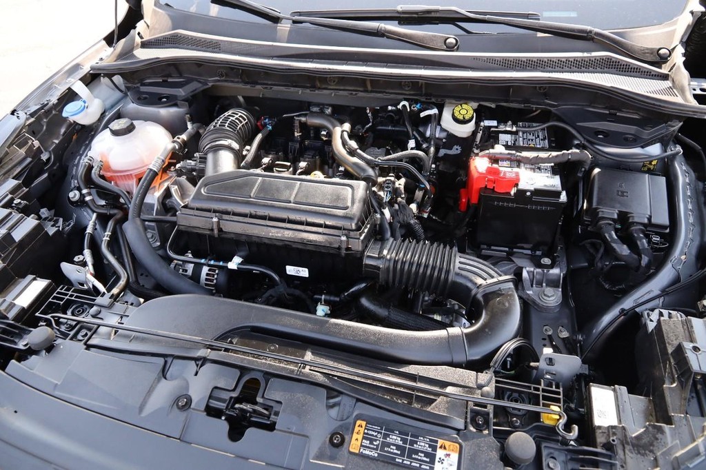 Ford Escape Vehicle Full-screen Gallery Image 27