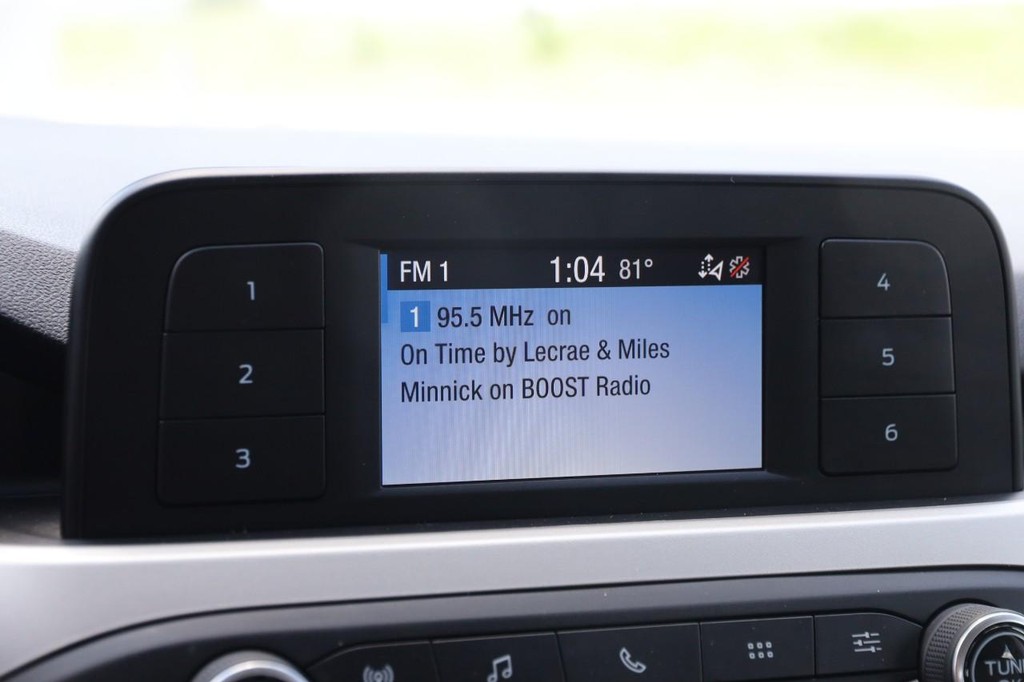 Ford Escape Vehicle Full-screen Gallery Image 14
