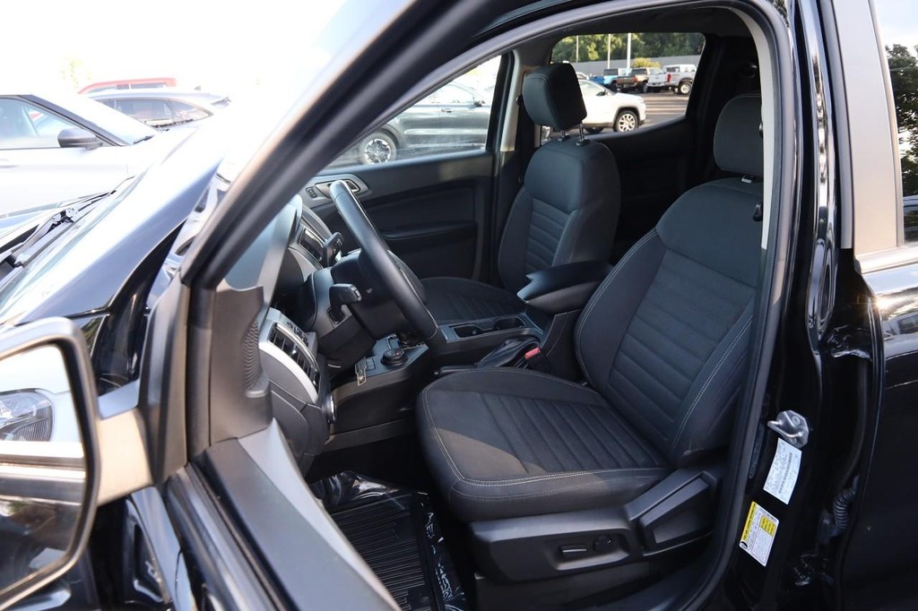 Ford Ranger Vehicle Full-screen Gallery Image 8