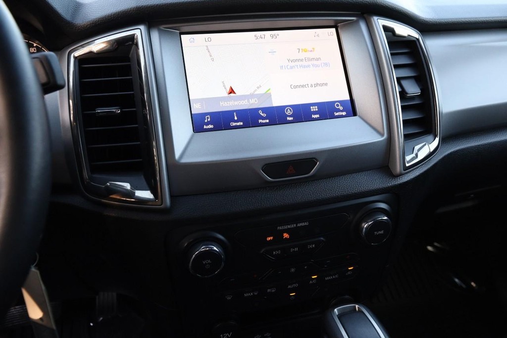 Ford Ranger Vehicle Full-screen Gallery Image 14