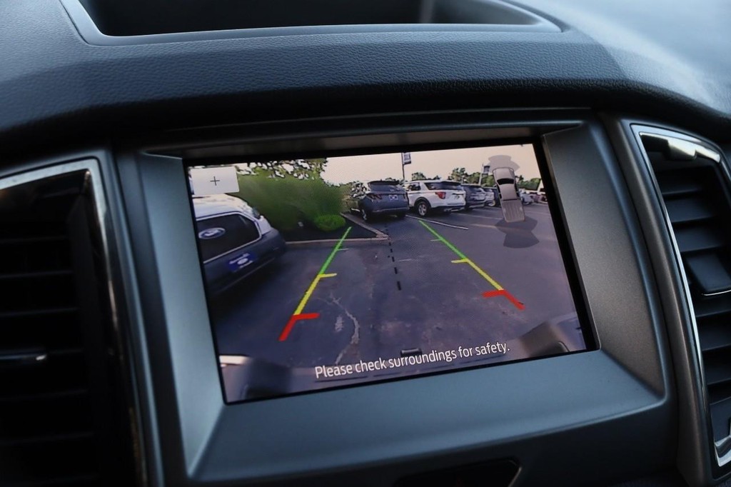 Ford Ranger Vehicle Full-screen Gallery Image 16