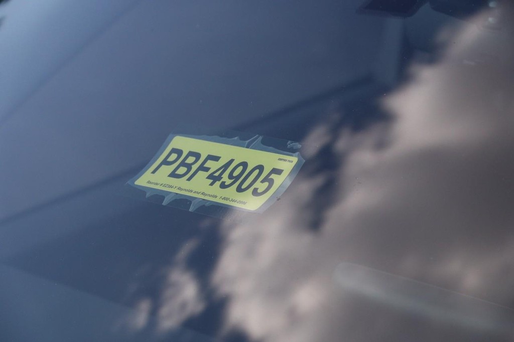 Ford Escape Vehicle Full-screen Gallery Image 27