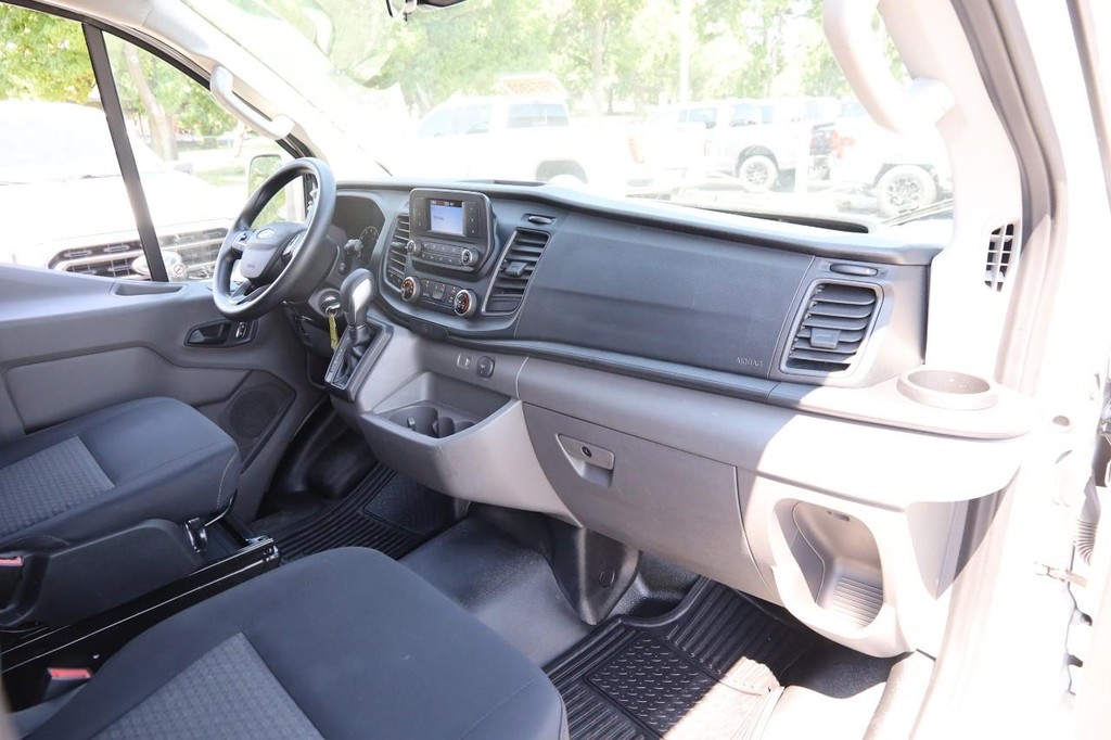 Ford Transit Cargo Van Vehicle Image 26