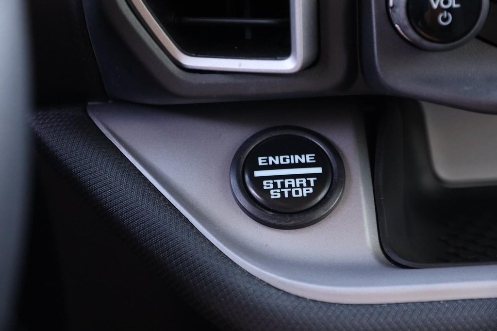 Ford Bronco Sport Vehicle Full-screen Gallery Image 14