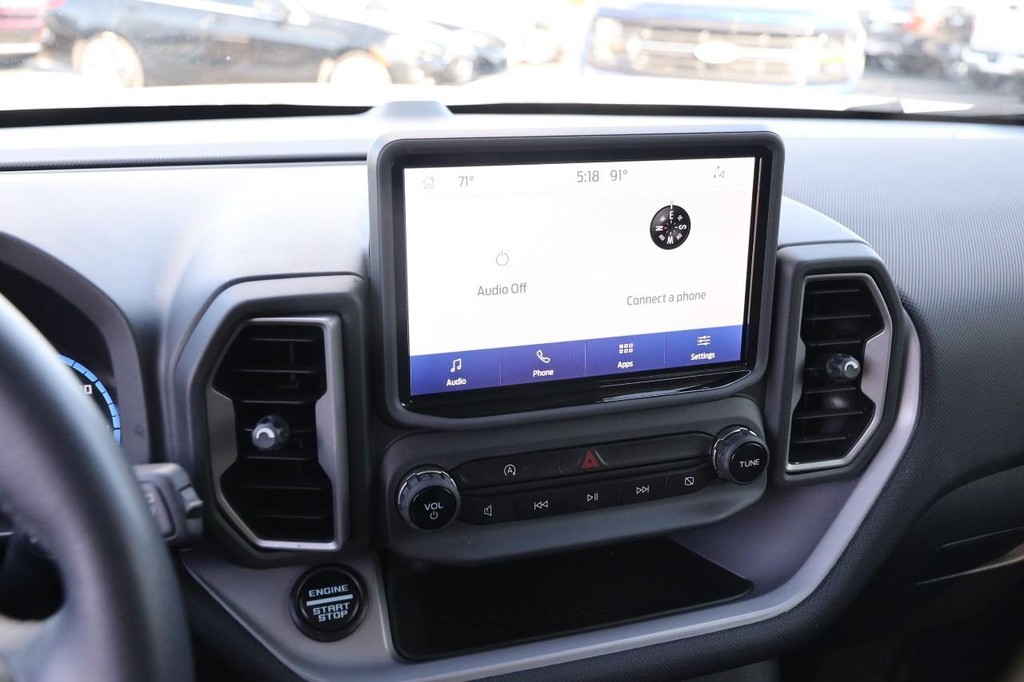 Ford Bronco Sport Vehicle Full-screen Gallery Image 15