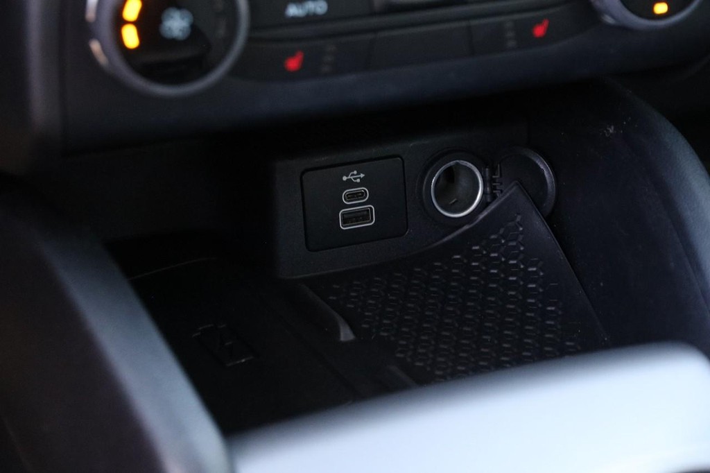 Ford Bronco Sport Vehicle Full-screen Gallery Image 19