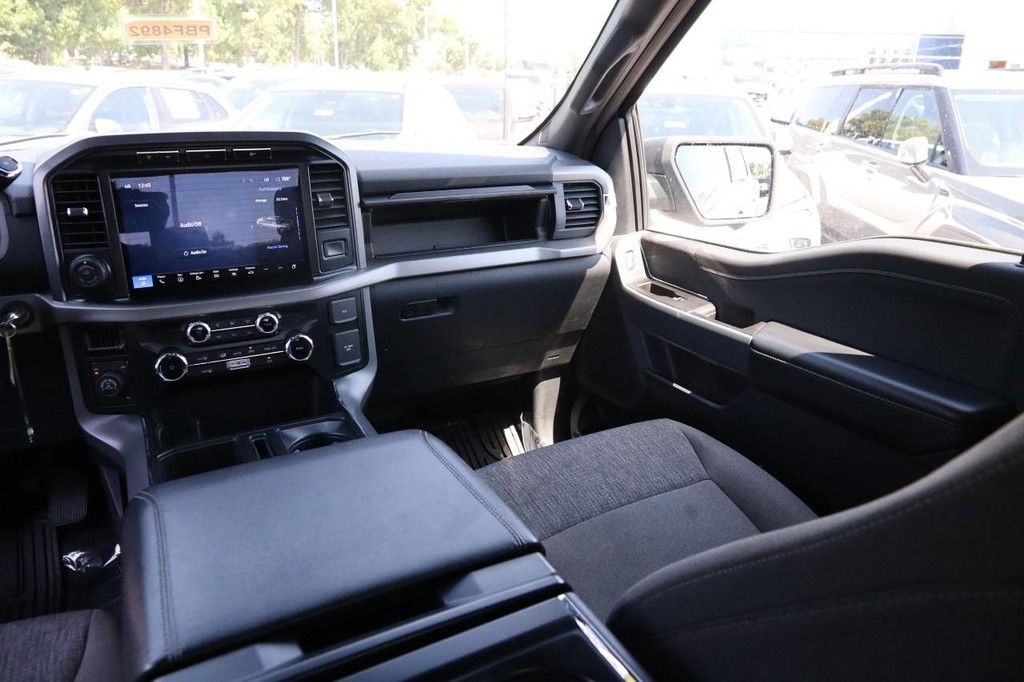 Ford F-150 Vehicle Image 25